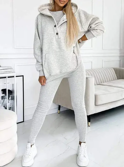 EVA | Conjunto Sport Chic: Camiseta, sudadera y pantalón
