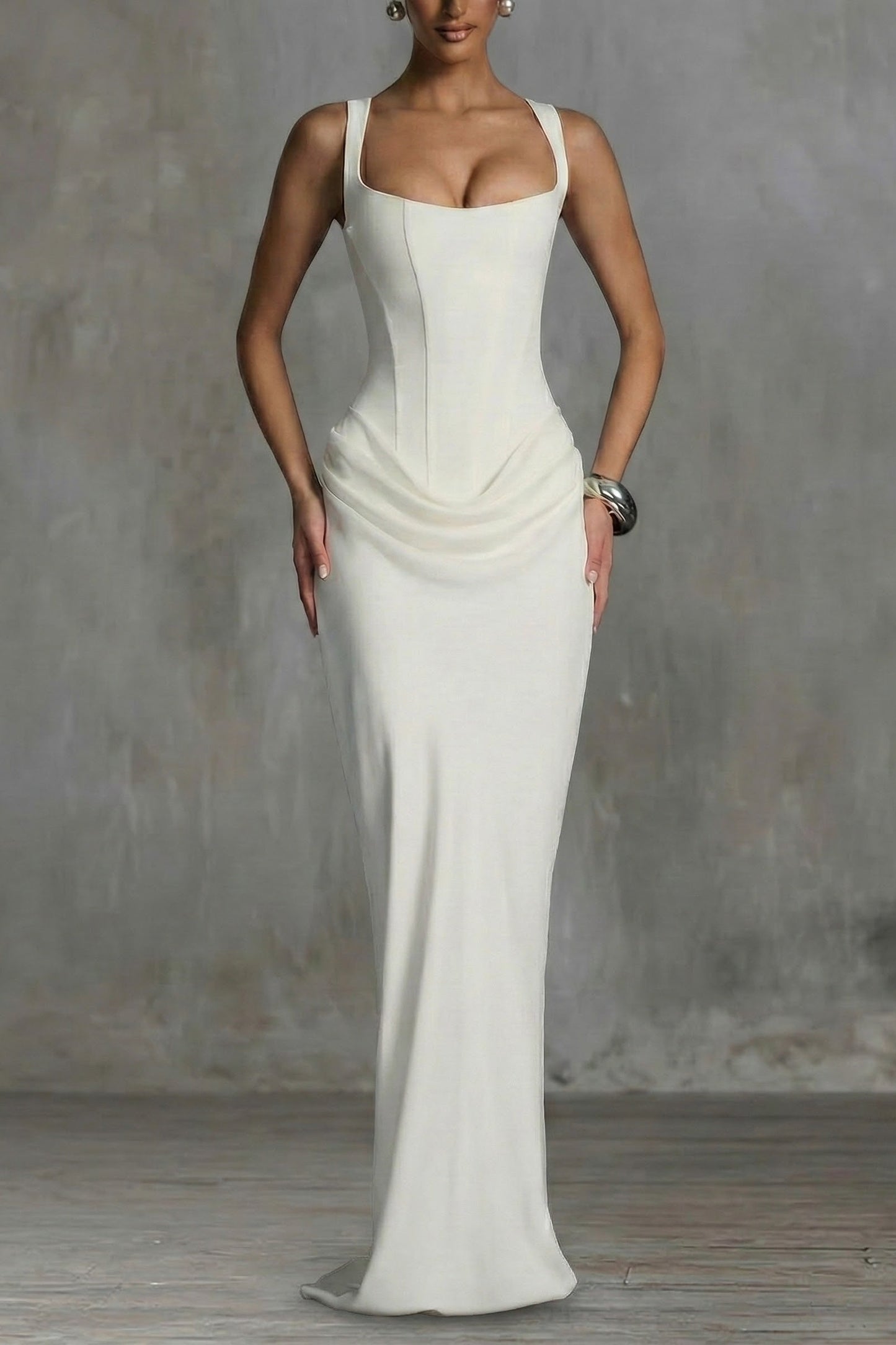 LEONOR | Vestido maxi de escote cuadrado