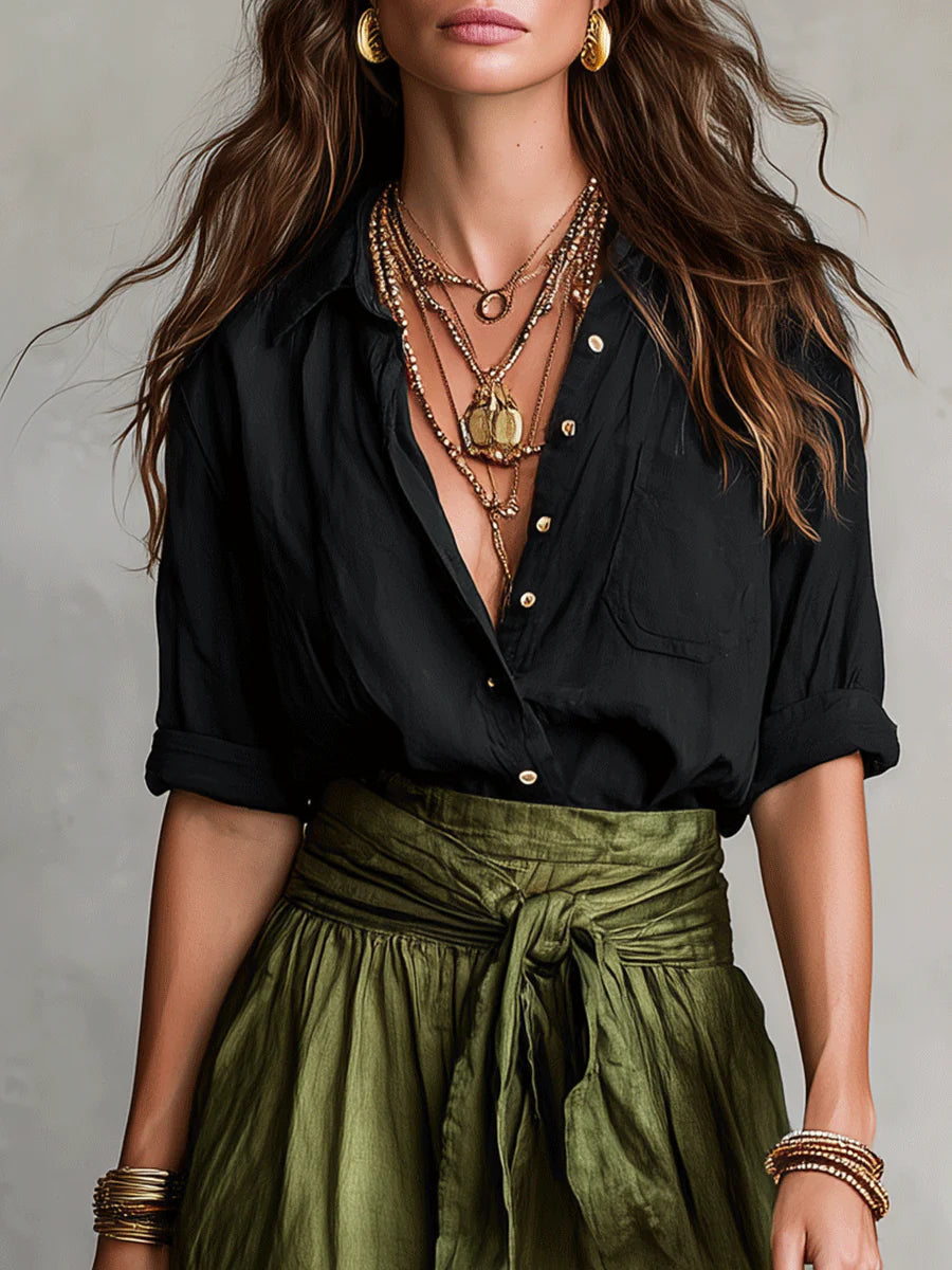 YVERA | Conjunto de dos piezas: camiseta negra y falda midi verde oliva