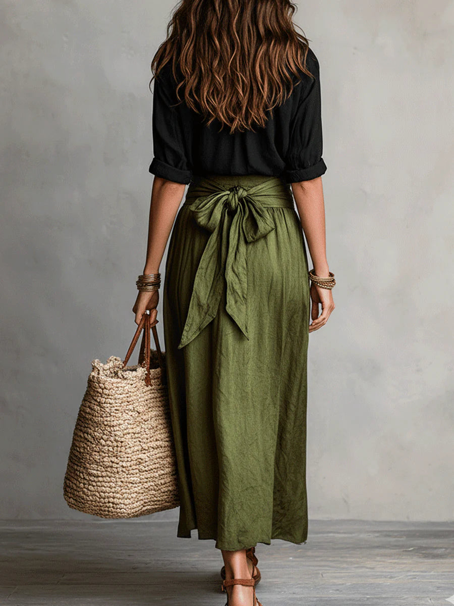 YVERA | Conjunto de dos piezas: camiseta negra y falda midi verde oliva