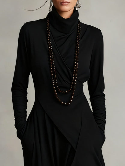 AURELIA | Vestido largo plisado asimétrico con cuello alto
