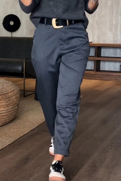 MATHILDA | Pantalón de rayas elegante que realza la figura